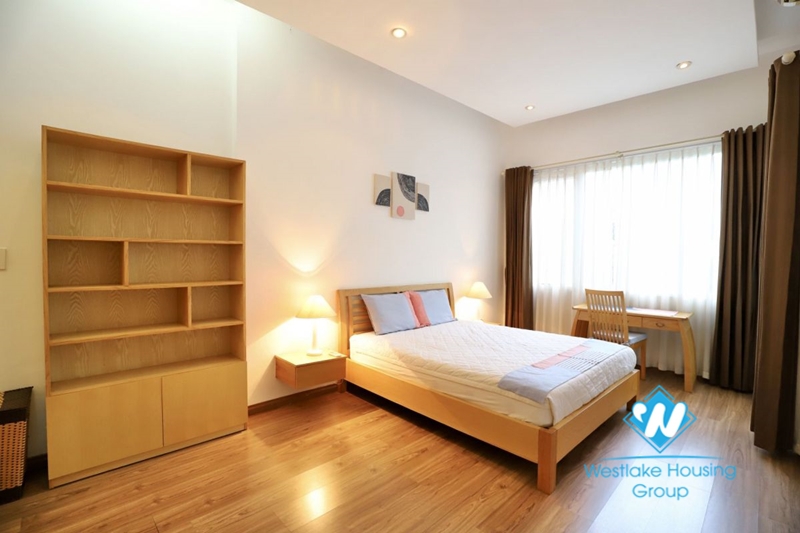 Quiet apartment for rent in Linh Lang st, Ba Dinh area.